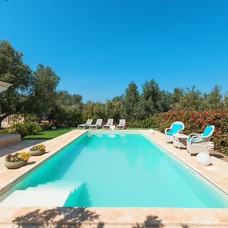 Trullo Milu Villa San Michele Salentino Exterior photo